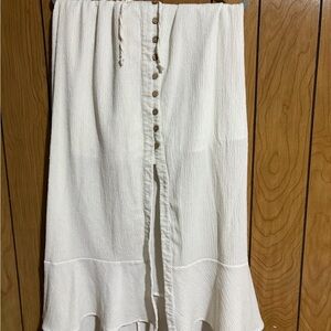 Amazon White Button-Front Maxi Skirt